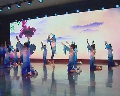 文化志愿服务队公益汇演为创城添彩!_娱乐_网